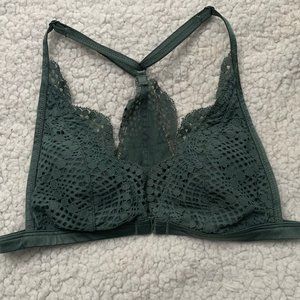 VICTORIA'S SECRET BRALETTE